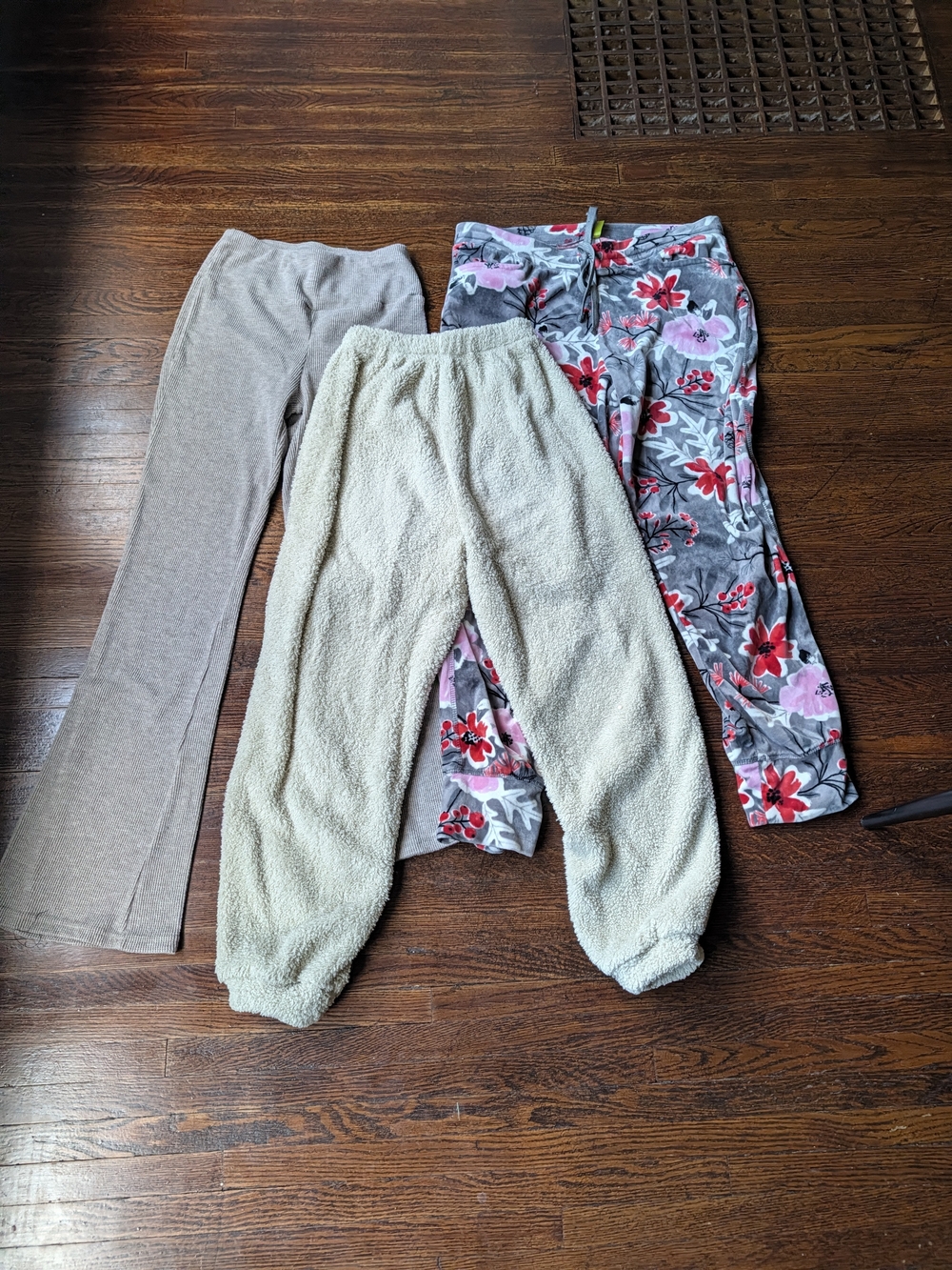 3 Women’s Xs, M Regular Jogger/Pajama Flared Pants Multicolor Cozy Warm Soft